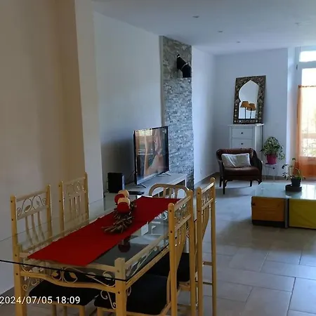 Apartment Maison De Village Chez Corinne Besse-sur-Issole